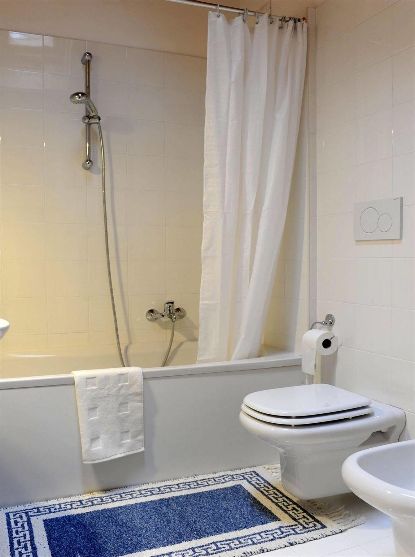 Corsomatteotti62 Bed & Breakfast Brescia Luaran gambar