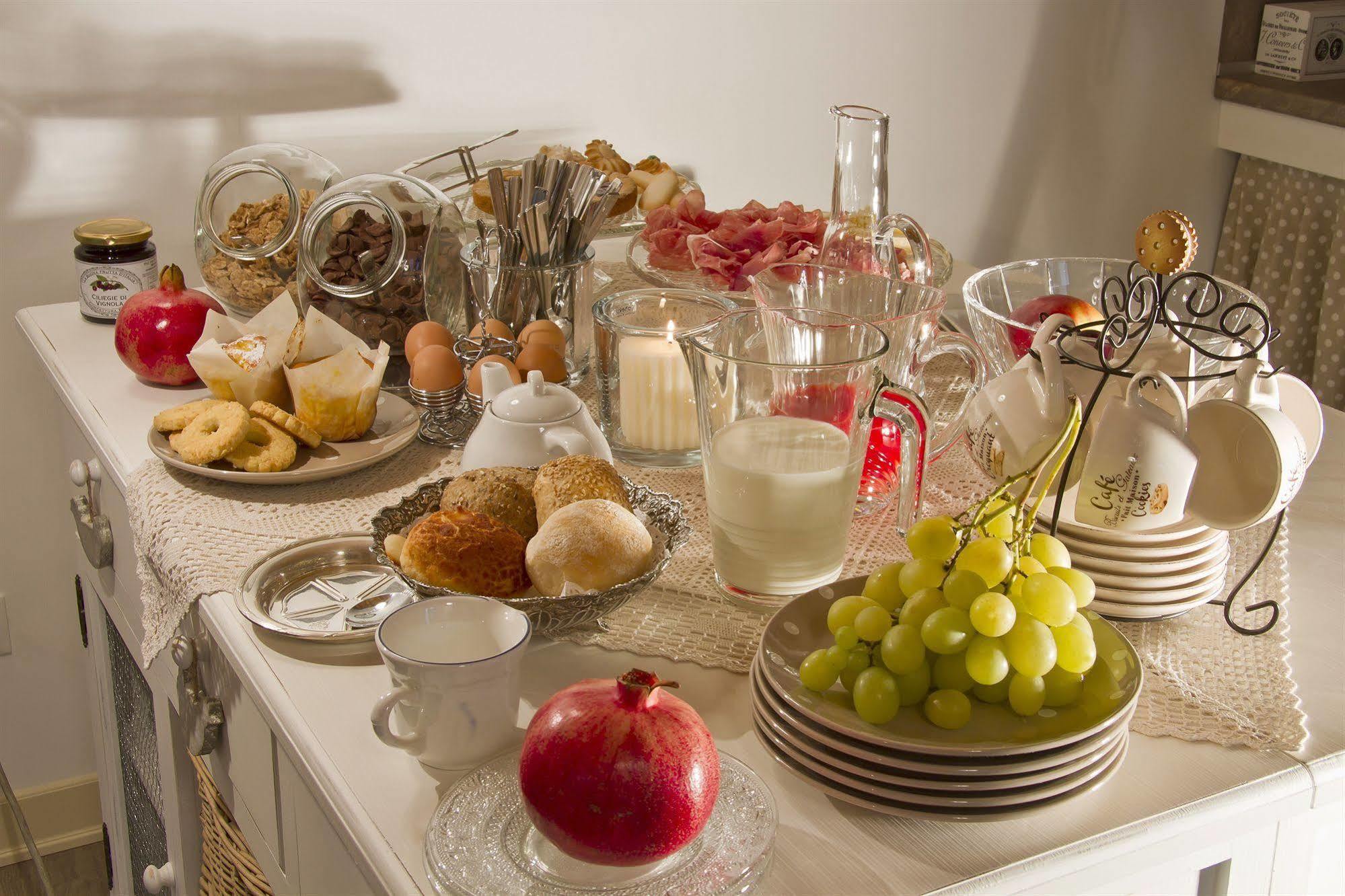 Corsomatteotti62 Bed & Breakfast Brescia Luaran gambar